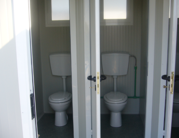 2625 Contentor sanitário 6,00 x 2,40 m