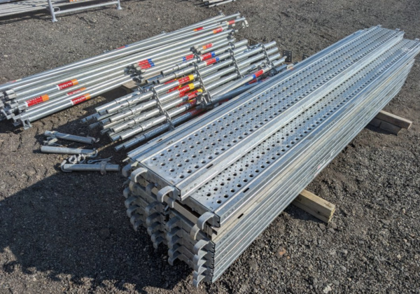 Andaimes Altrad multidirecionais 80 m² – usados