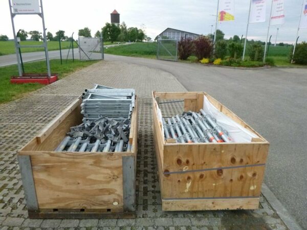 Layher Universel 2 Andaimes Layher multidirecionais 150 m² – usados