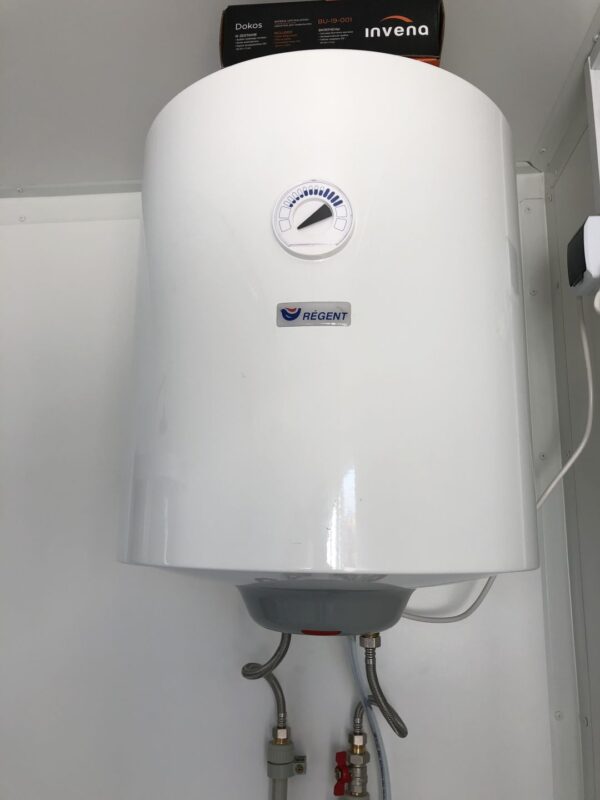 Contentor sanitário com duche, lavatório e sanita