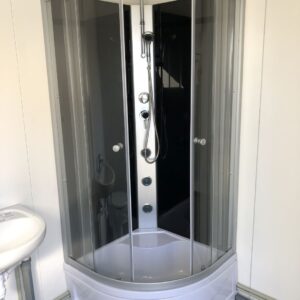 Contentor sanitário com duche, lavatório e sanita